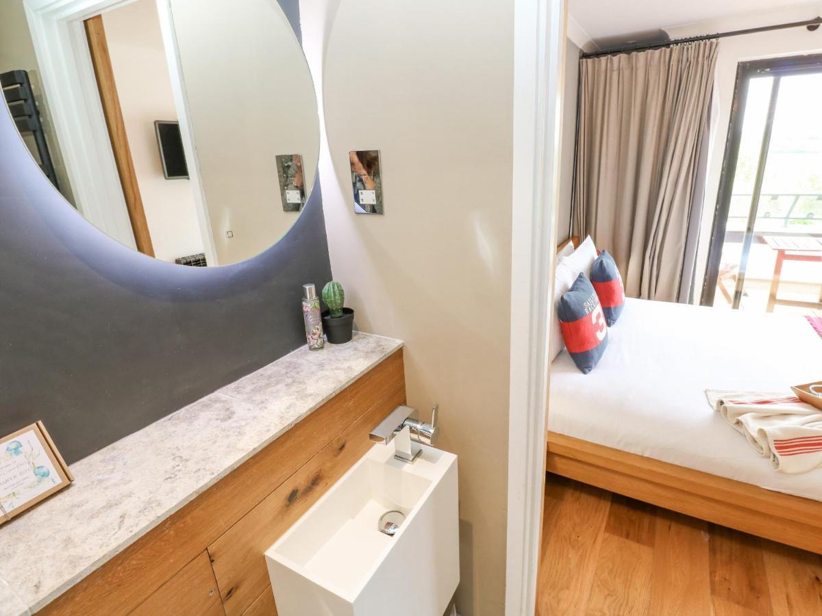 Ferienwohnung The Crows Nest Falmouth Exterior foto